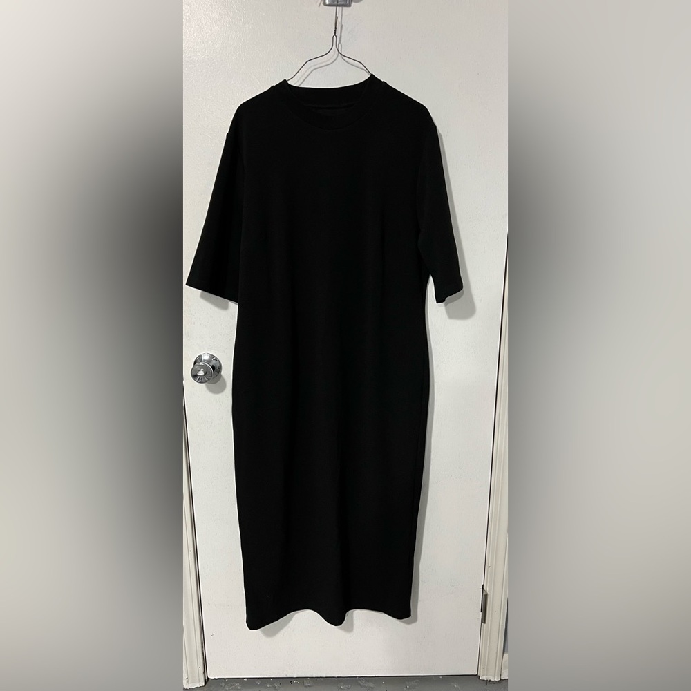 Elegant Black Dress